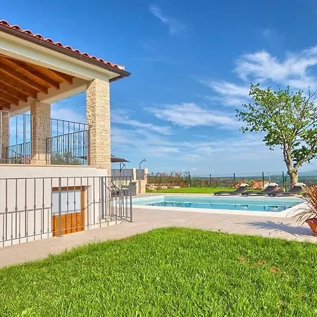 Casa Leone Comfortable Holiday Vila