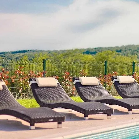 Casa Leone Comfortable Holiday